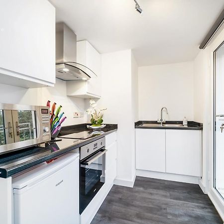 Twickenham Apartments By Charles تدينغتون المظهر الخارجي الصورة